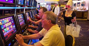 Hacksaw Gaming slot interface on rumahtoto66 mobile platform