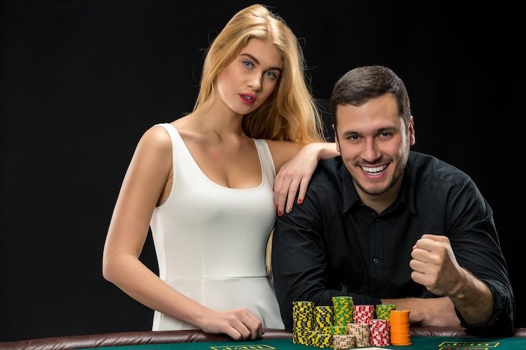 Live roulette wheel at rumahtoto66 streamed on mobile phone